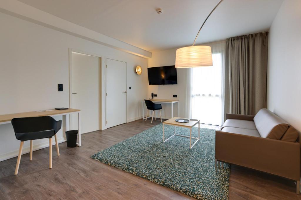 Best Western Armor Park Dinan Et Spa Exterior photo